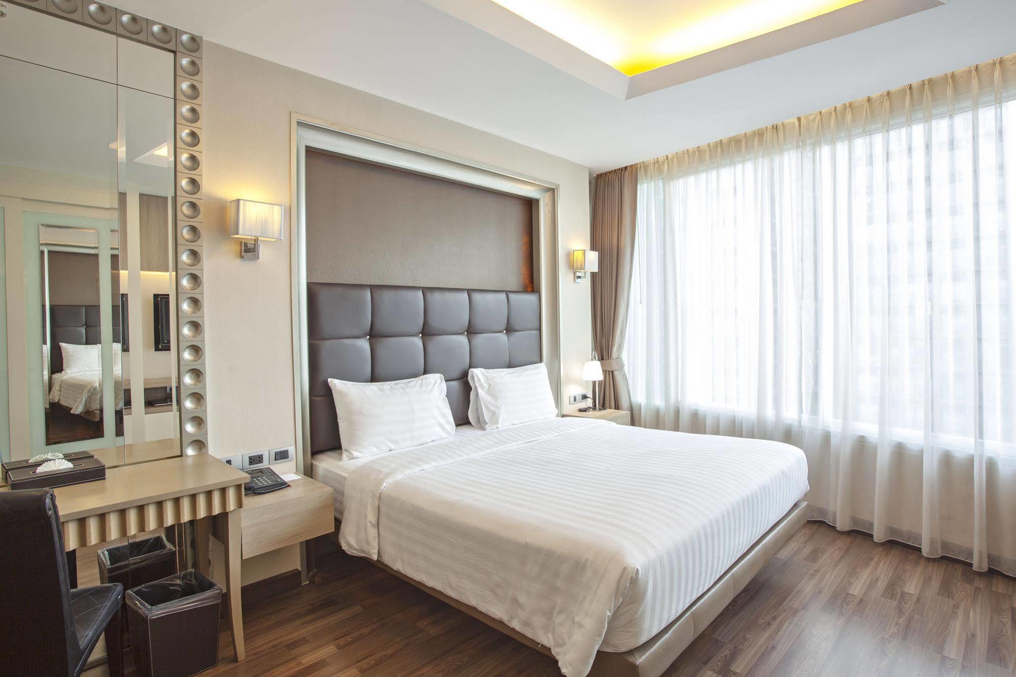 V Residence Bangkok Zewnętrze zdjęcie
