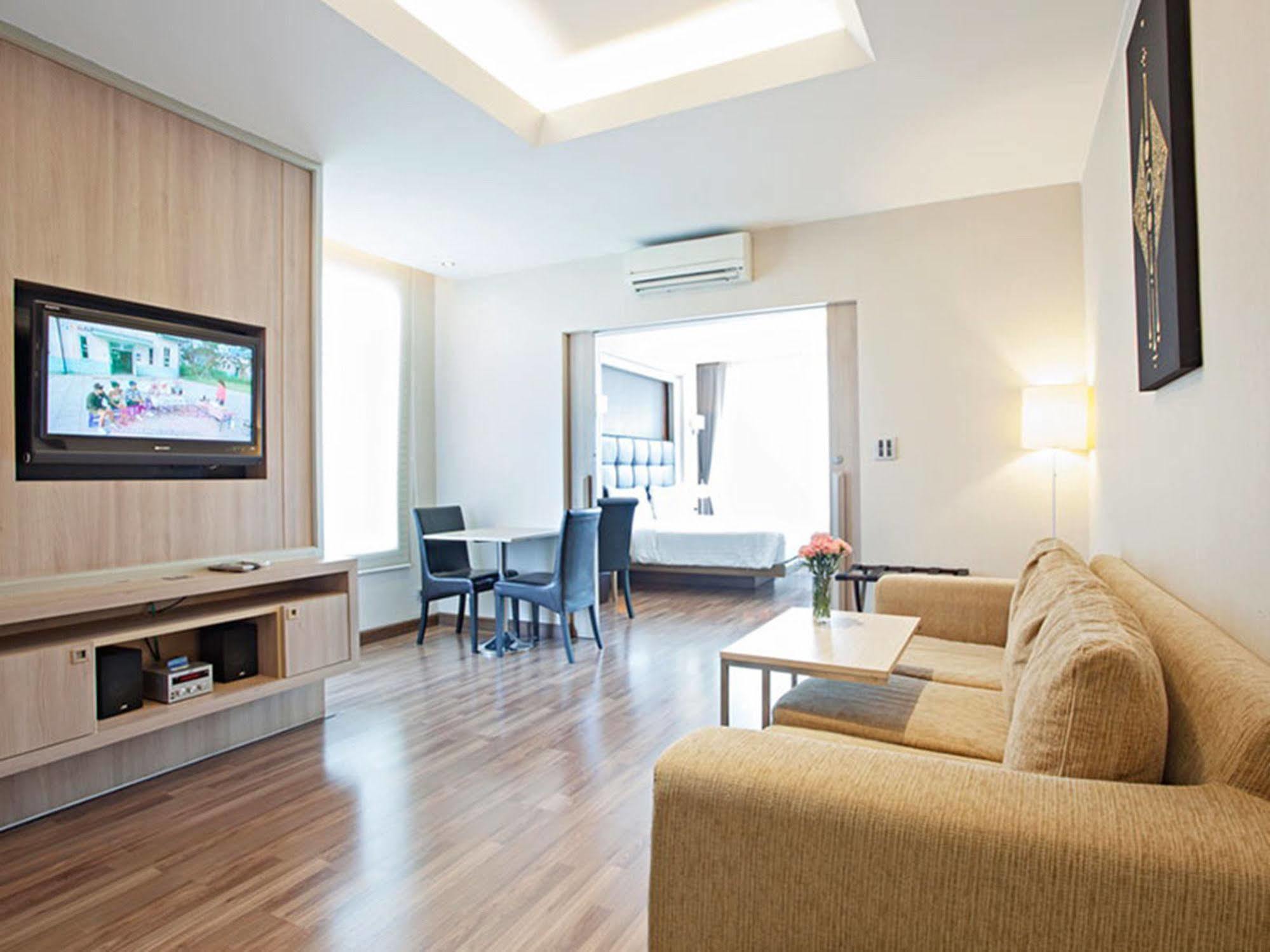 V Residence Bangkok Zewnętrze zdjęcie