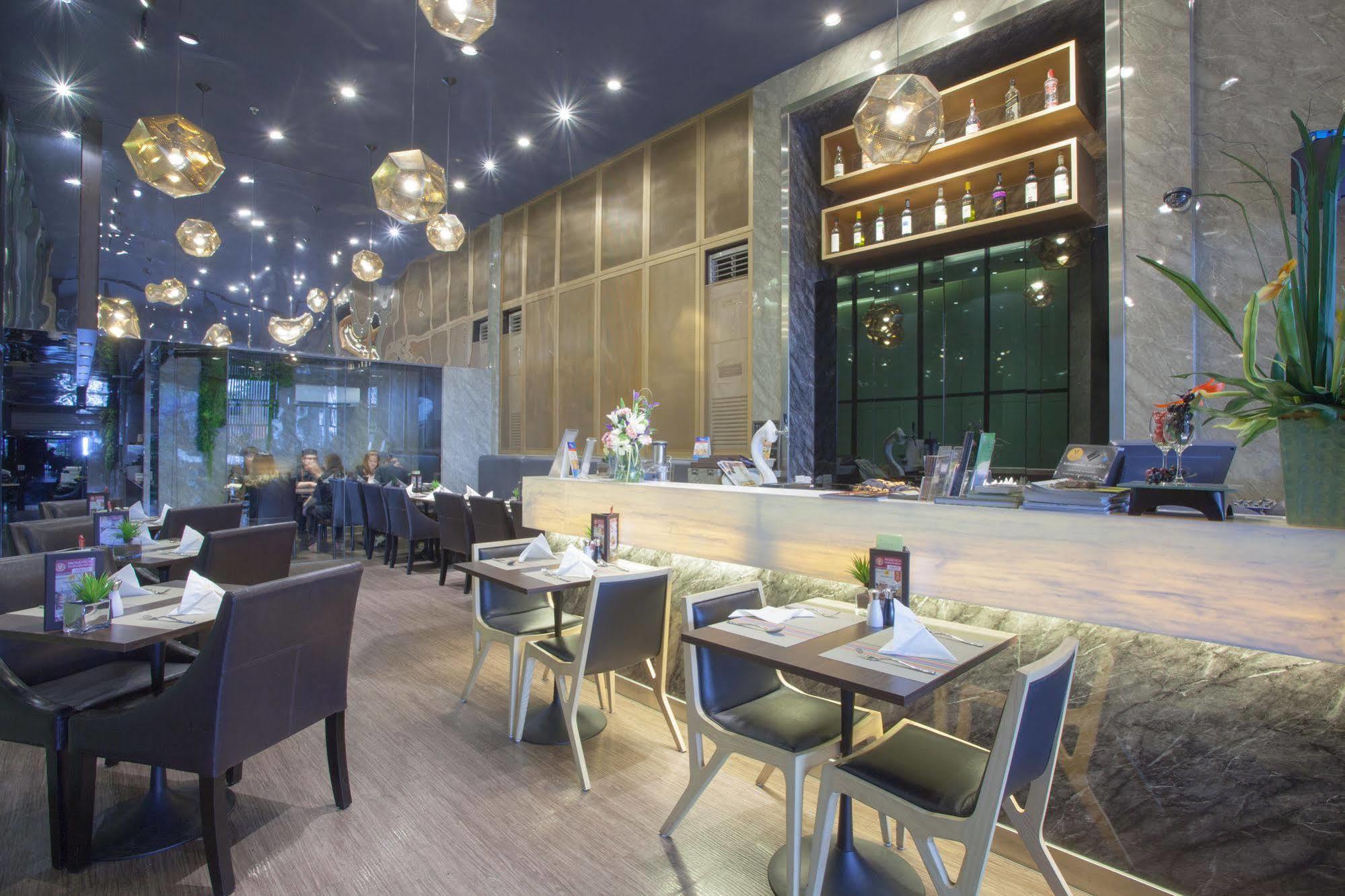 V Residence Bangkok Zewnętrze zdjęcie