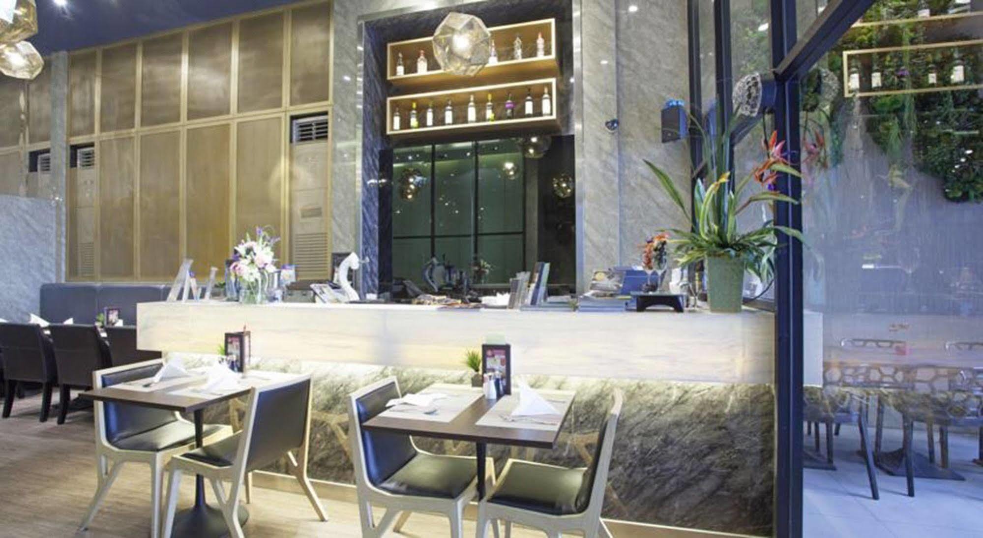 V Residence Bangkok Zewnętrze zdjęcie